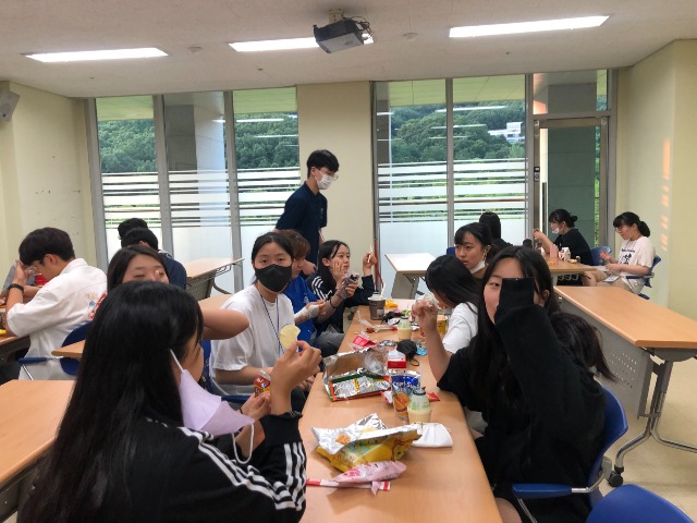 KakaoTalk_20220804_202436987_08.jpg